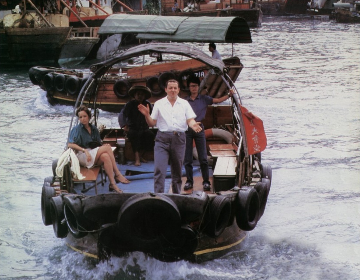 Кадры из Банзай (1983)