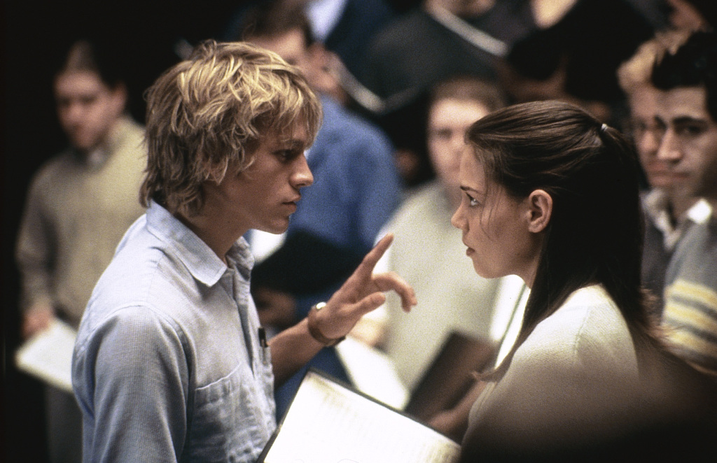 Кадры из Покинутая (2002)