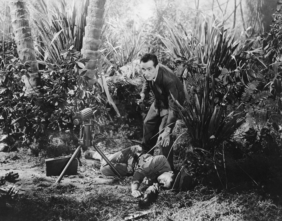 Кадры из Через океан (1942)