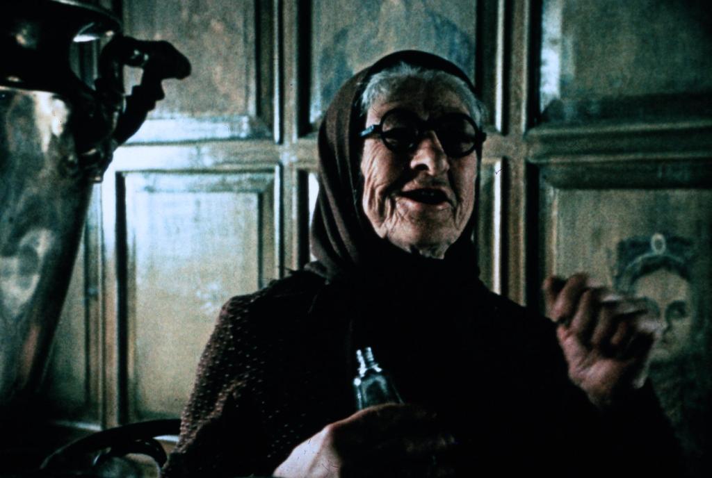 Кадры из Прощание (1983)