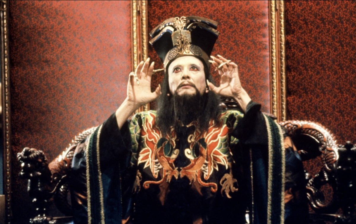 Кадры из Большой переполох в маленьком Китае (1986)