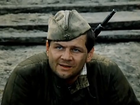 Кадры из Батальоны просят огня (1985)