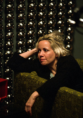 Кадры из Останься (2005)