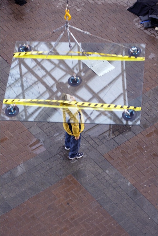 Кадры из Пункт назначения 2 (2003)