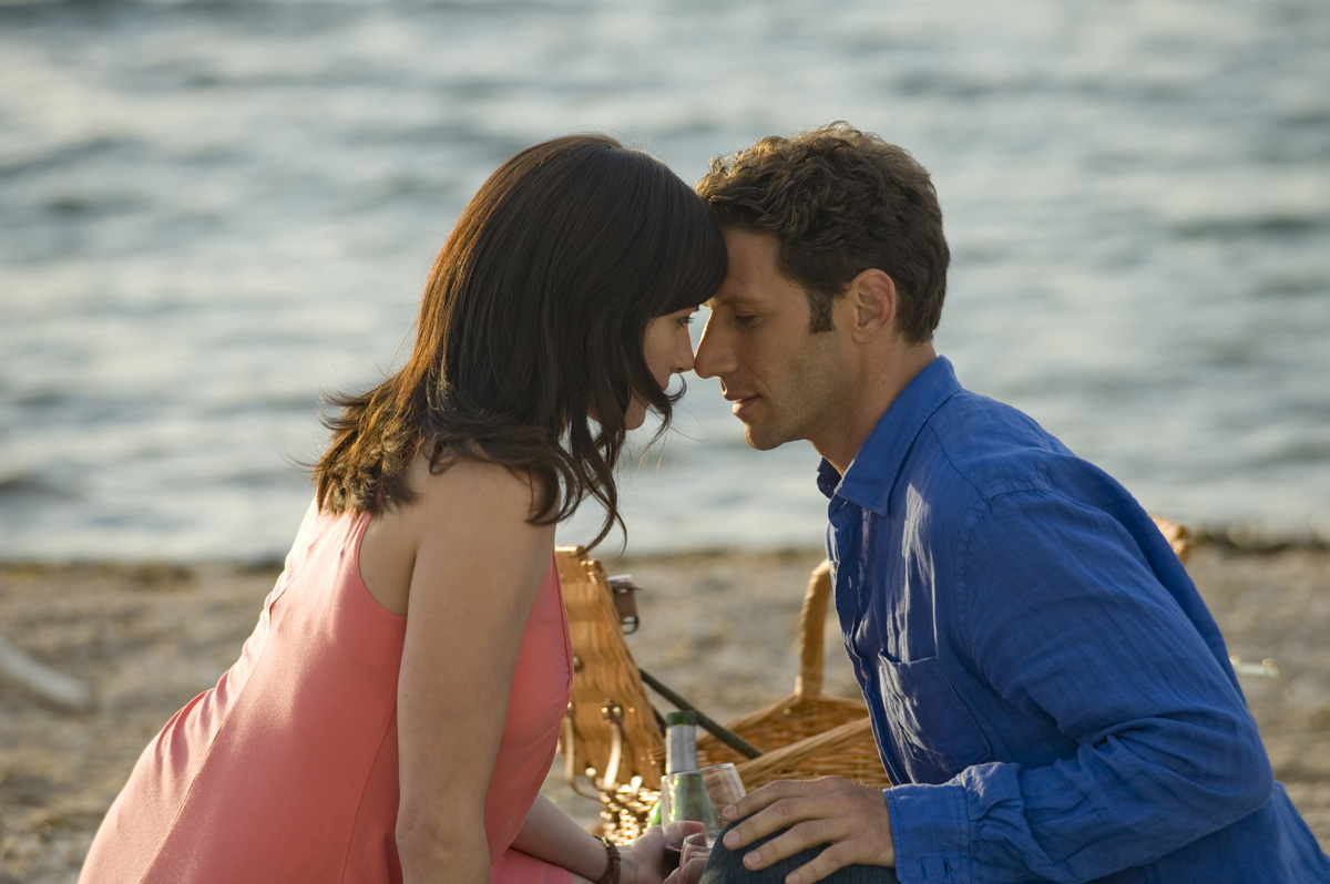 Кадры из Дорогой доктор (2009)