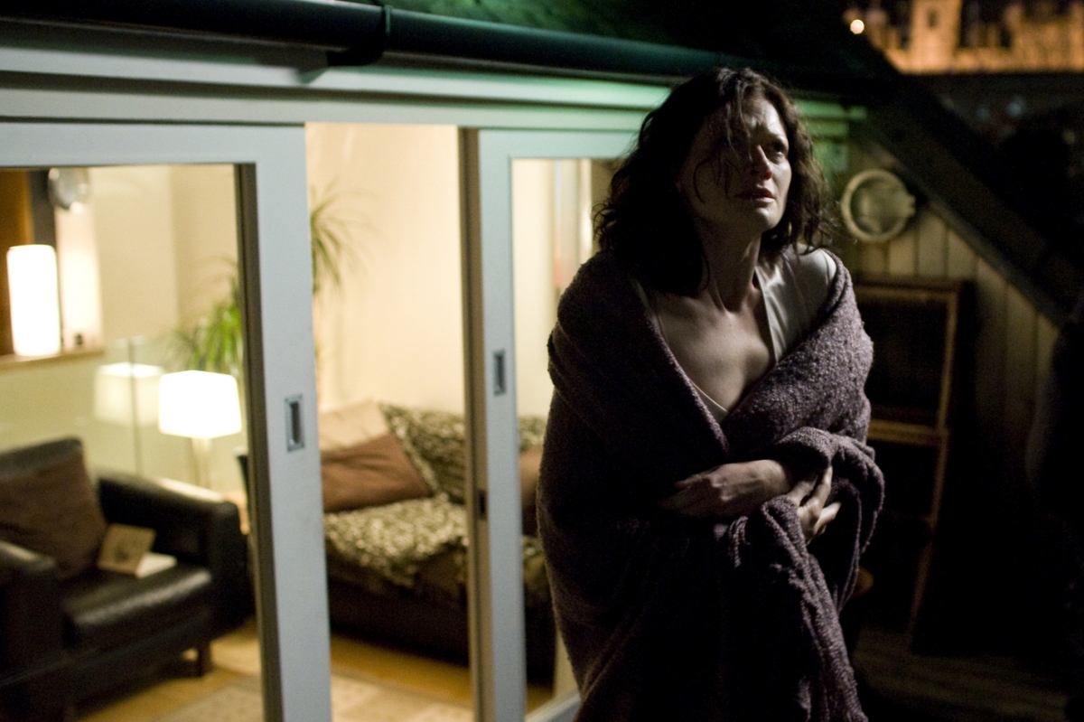 Кадры из Книга крови (2009)