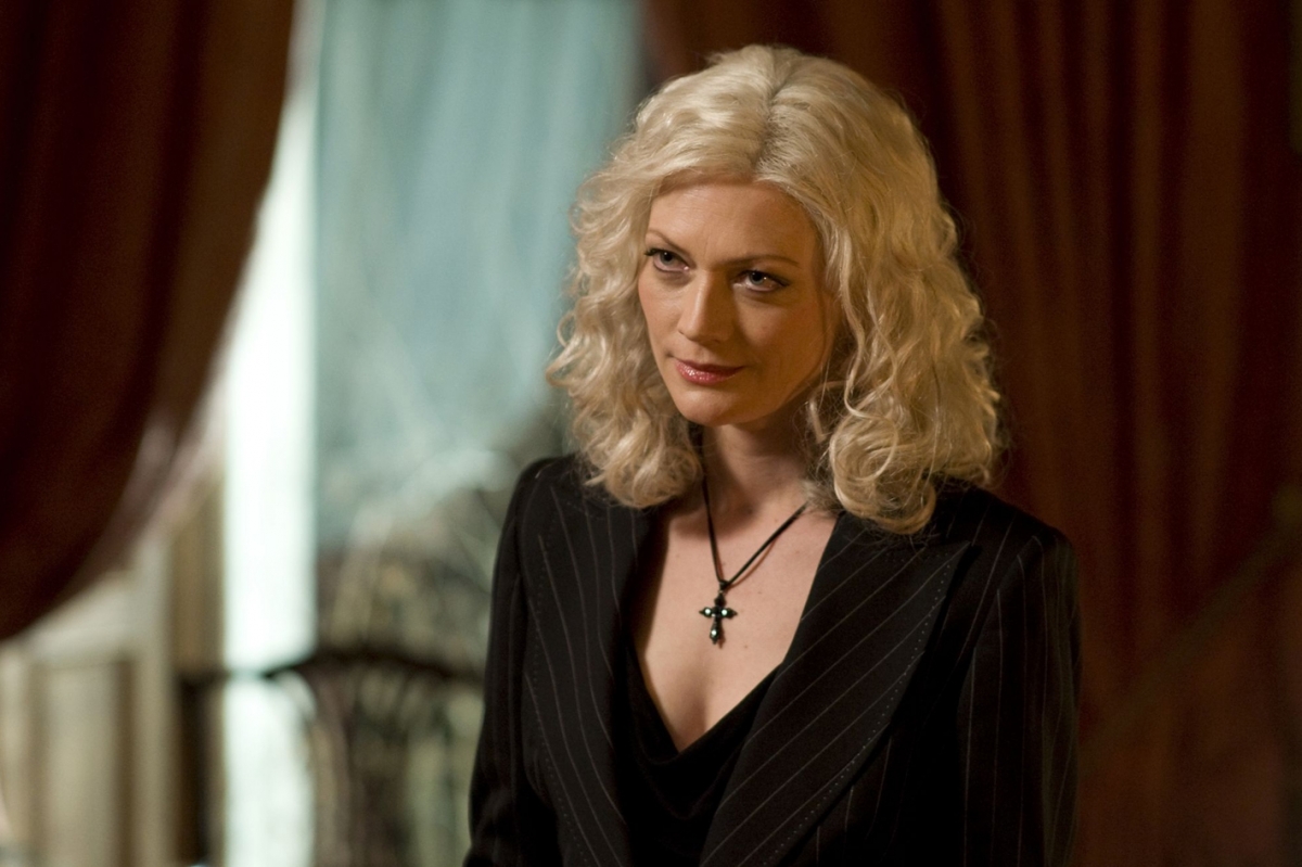 Кадры из Книга крови (2009)