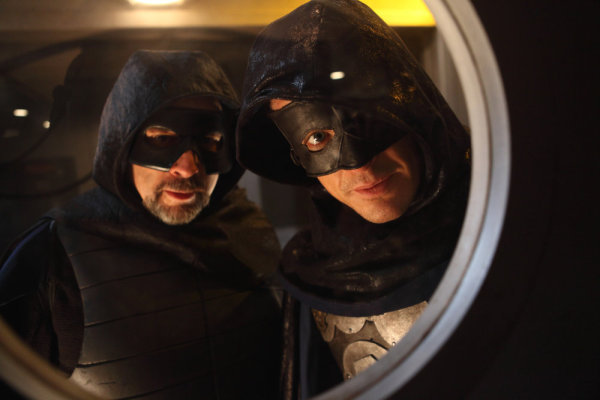 Кадры из Плащ (2011)