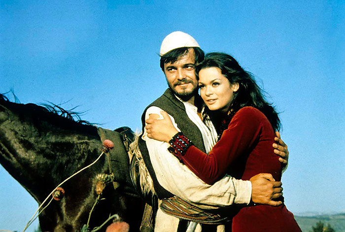 Кадры из Желтый дьявол (1964)