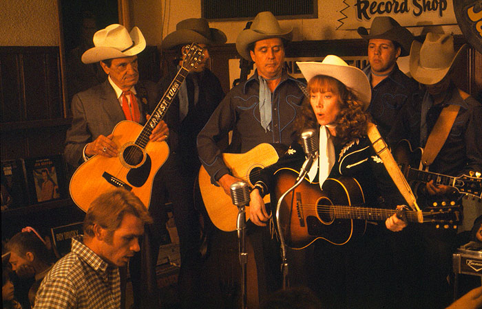 Кадры из Дочь шахтера (1980)