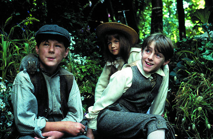 Кадры из Таинственный сад (1993)