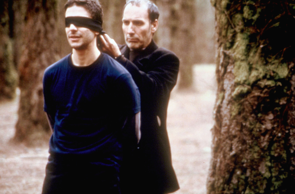 Кадры из Интакто (2001)