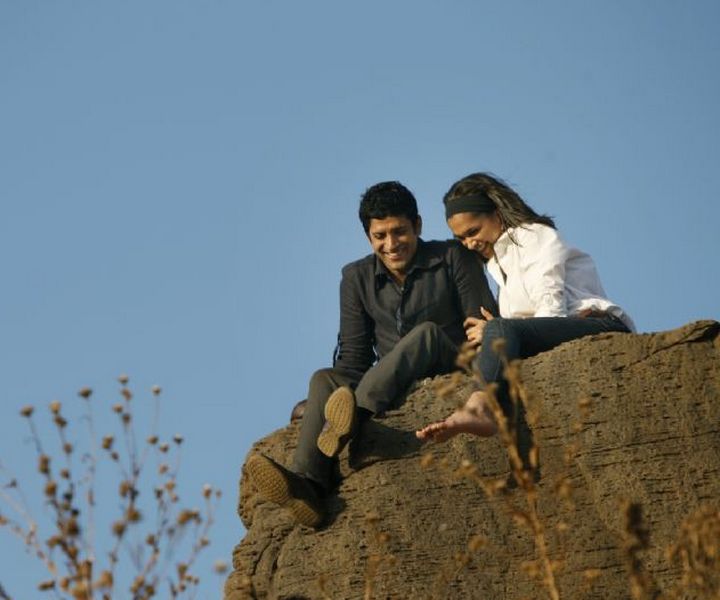 Кадры из Картик звонит Картику (2010)