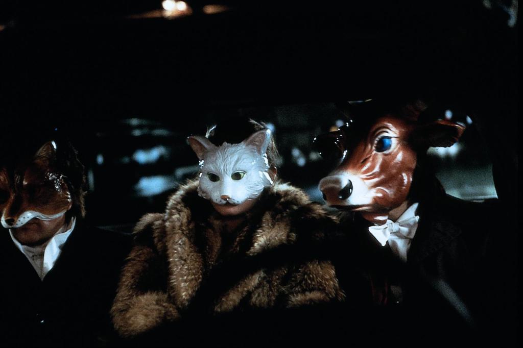 Кадры из Твоя неверная (1984)