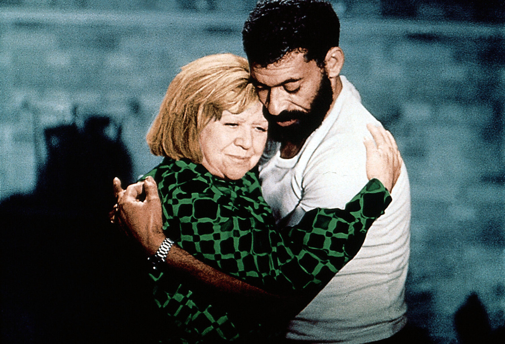 Кадры из Страх съедает душу (1974)