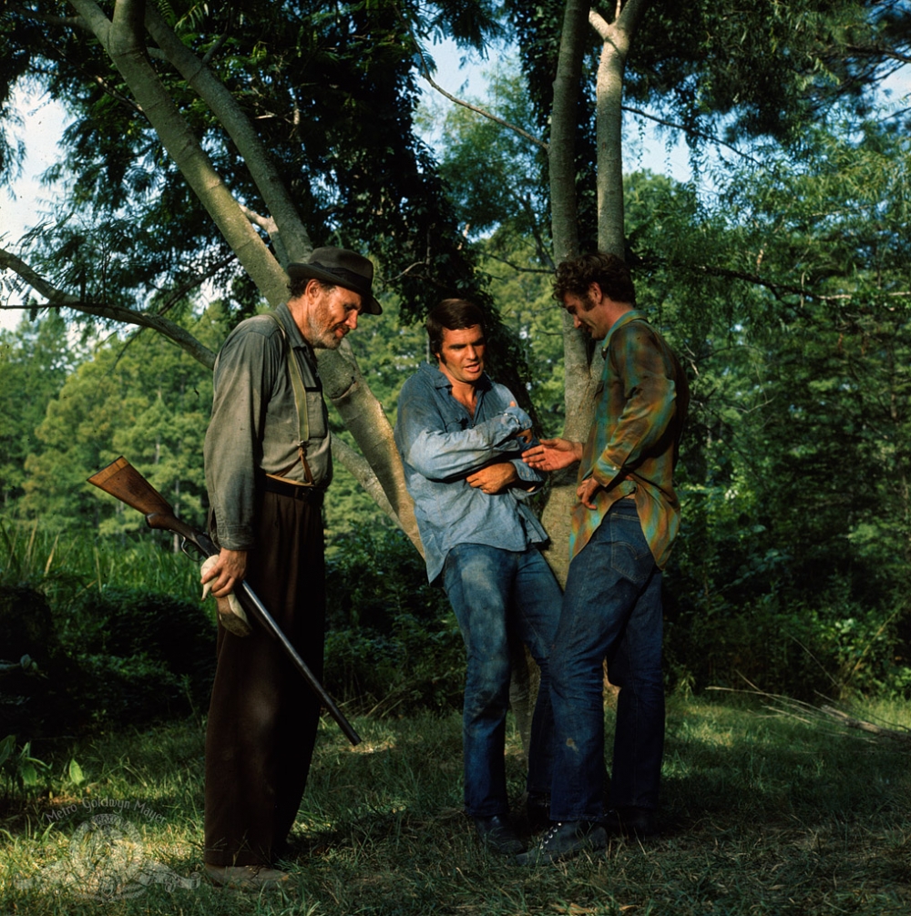 Кадры из Белая молния (1973)