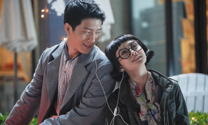 Любовь в космосе (2011)