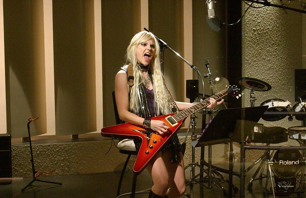 Кадры из Просто друзья (2005)