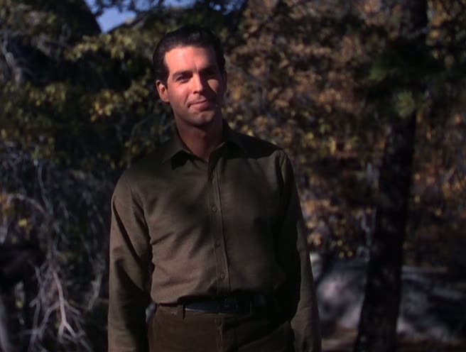 Кадры из Тропинка одинокой сосны (1936)