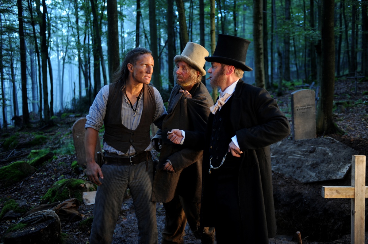 Кадры из Том Сойер (2011)