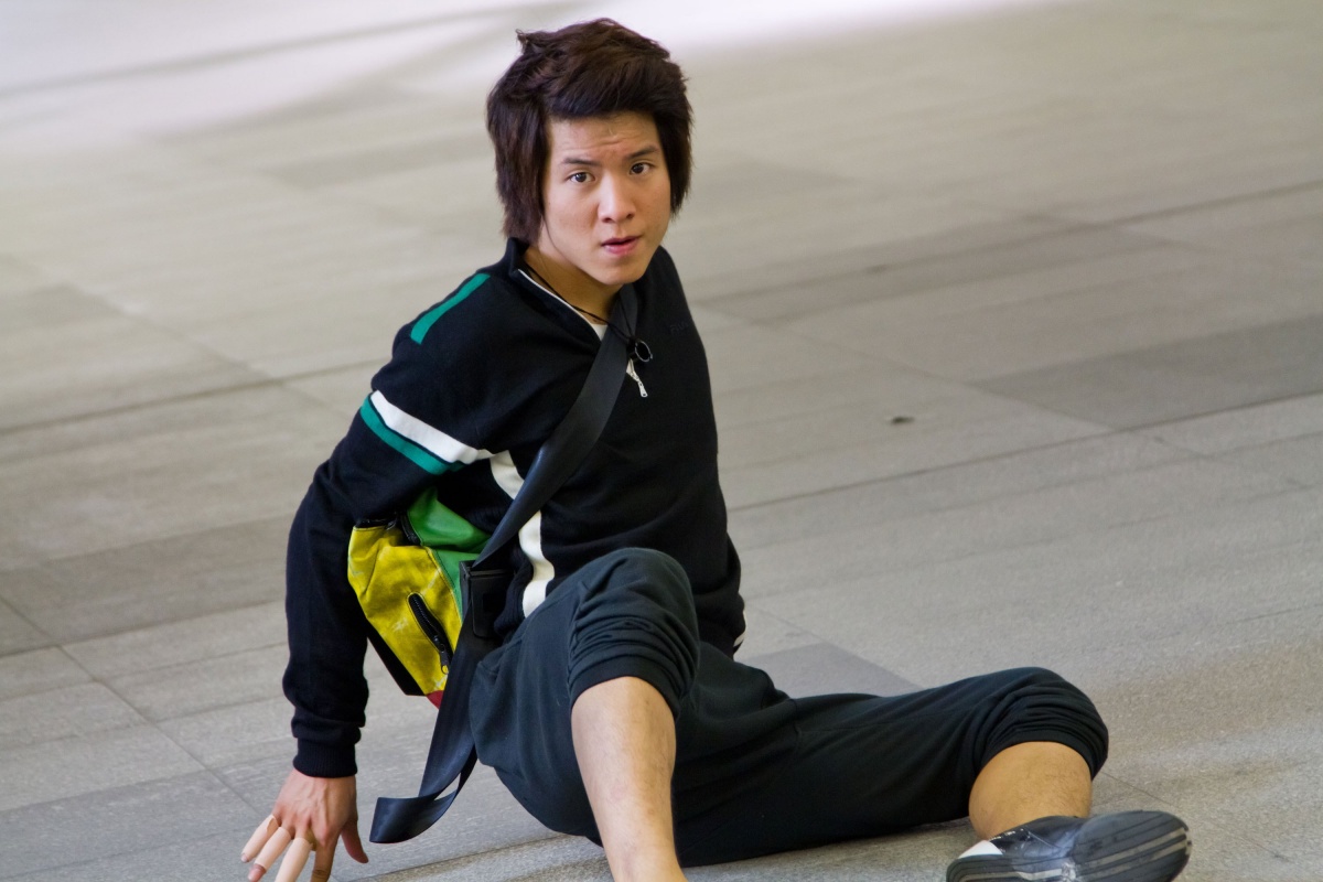 Пяткой в глаз (2011)