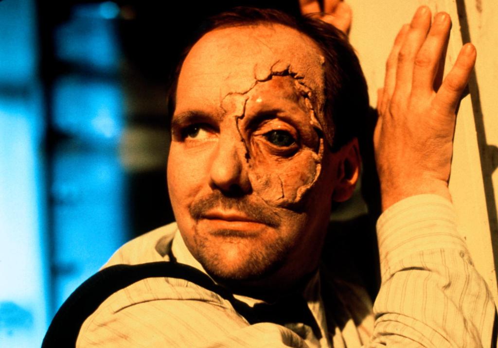 Кадры из Прибытие: Новая угроза (1998)