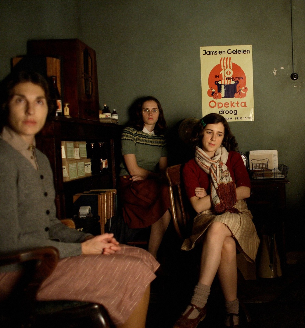 Кадры из Дневник Анны Франк (2009)