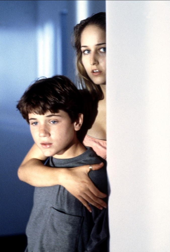 Стеклянный дом (2001)