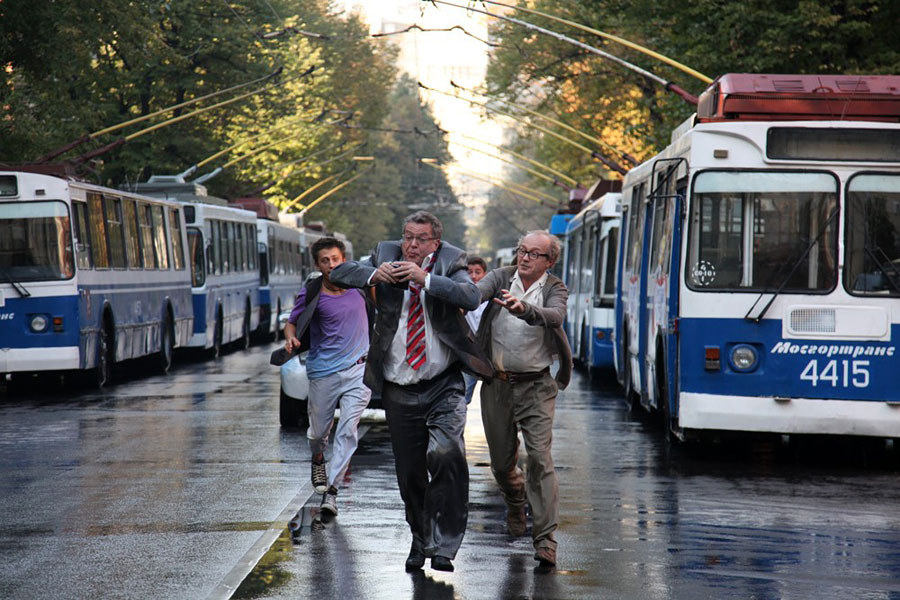 Кадры из Моя безумная семья (2012)