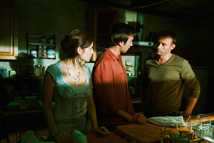 Кадры из Долина роз (2011)