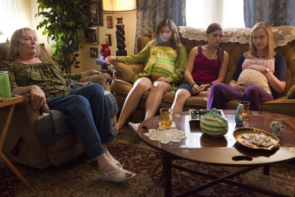 Кадры из Договор на беременность (2010)