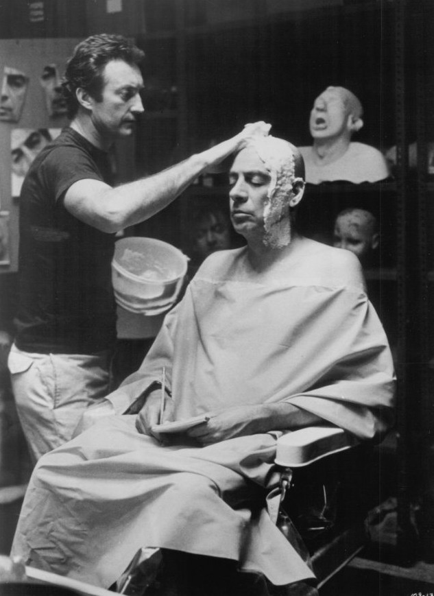 Кадры из Иллюзия убийства (1986)