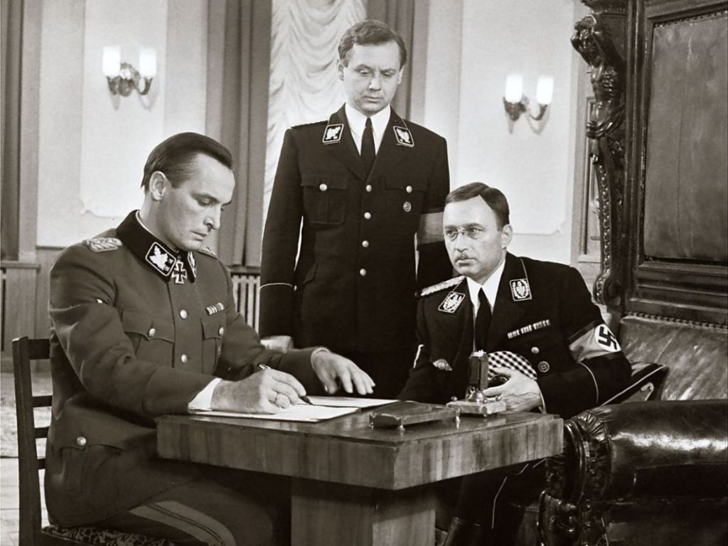 Кадры из Семнадцать мгновений весны (1973)