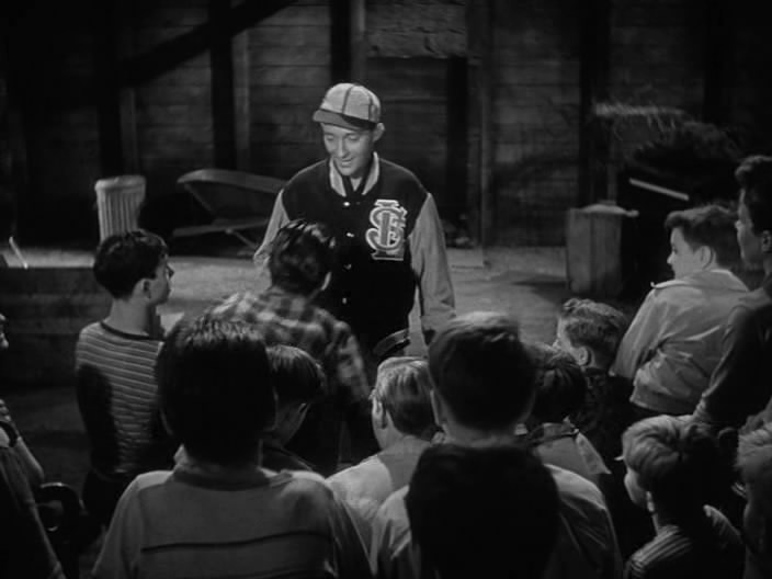 Кадры из Идти своим путем (1944)