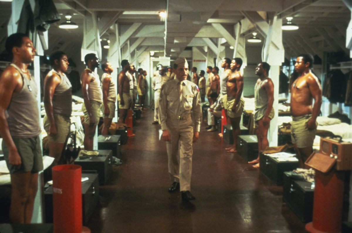 Кадры из Армейская история (1984)