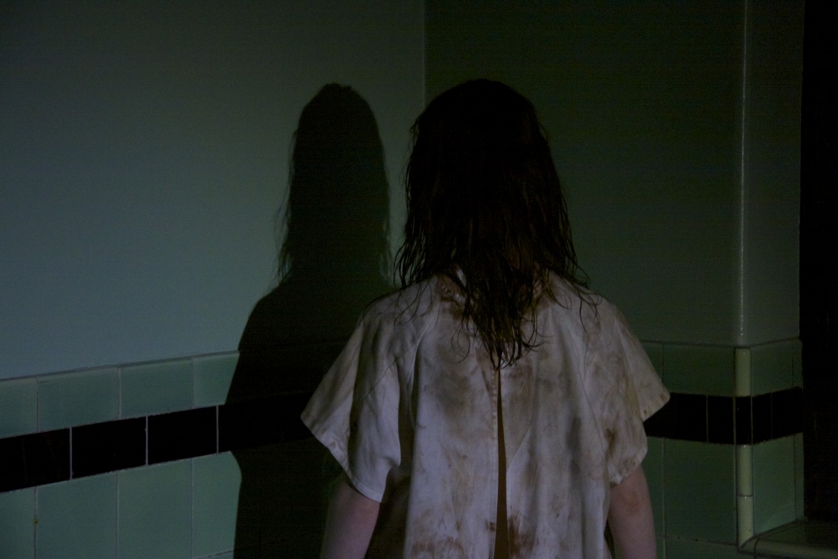 Кадры из Искатели могил (2011)