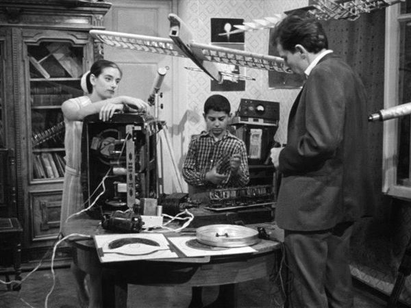 Кадры из Жил певчий дрозд (1972)