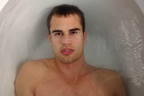 Кадры из Бедлам (2011)