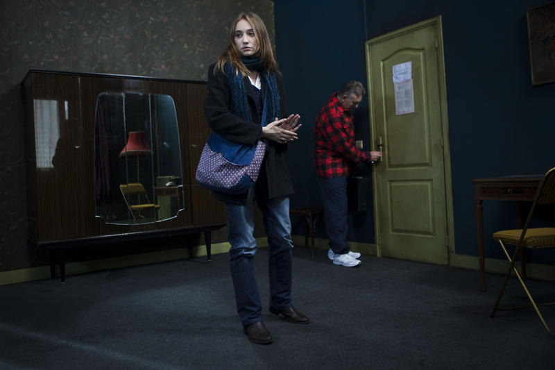 Кадры из Студентка по вызову (2010)