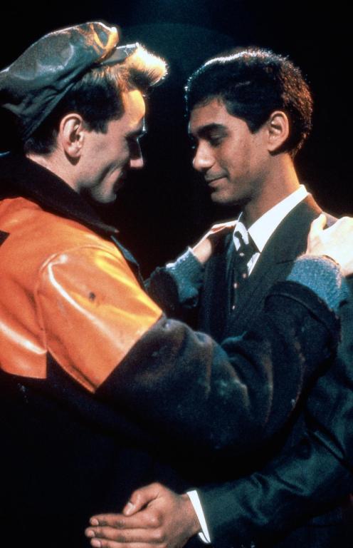 Кадры из Моя прекрасная прачечная (1985)