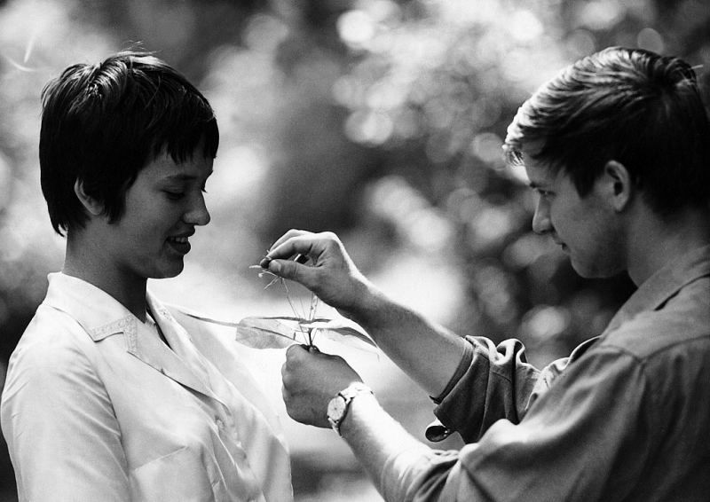 Кадры из Черный Петр (1964)