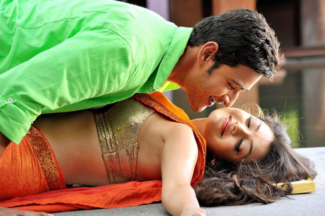 Кадры из Бизнесмен (2012)