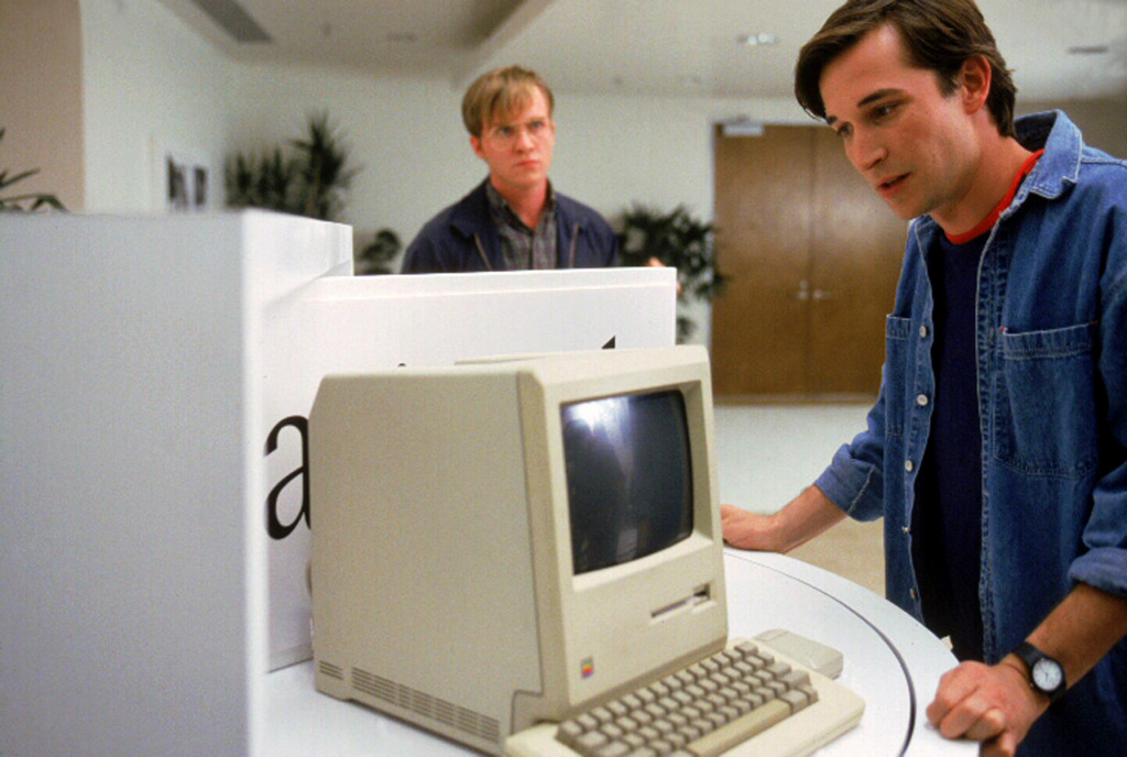 Кадры из Пираты Силиконовой Долины (1999)