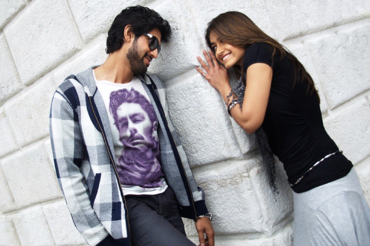 Кадры из Я твоя ведьма (2011)