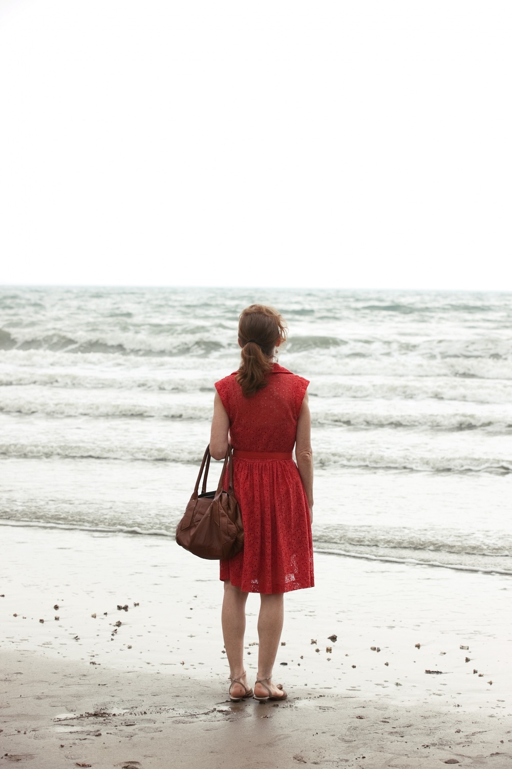 Кадры из В другой стране (2012)