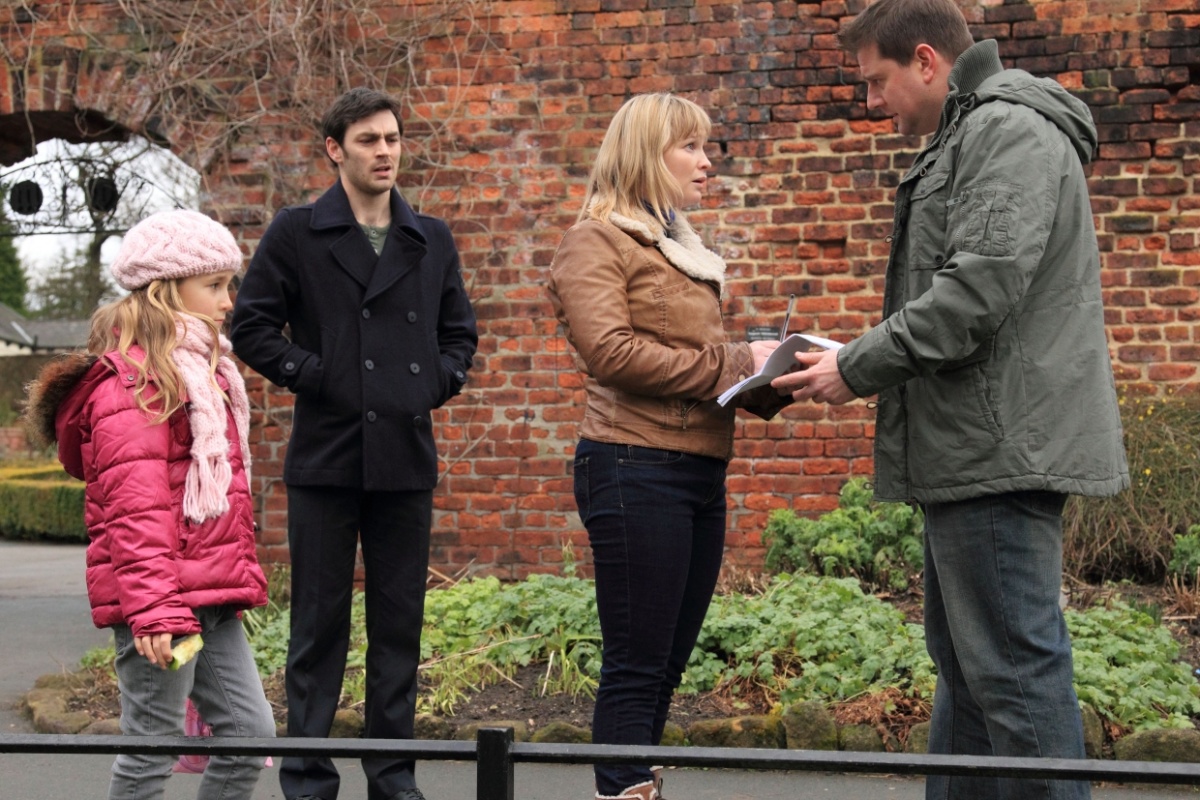 Кадры из Синдикат (2012)