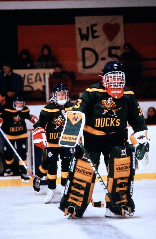 Кадры из Могучие утята (1992)