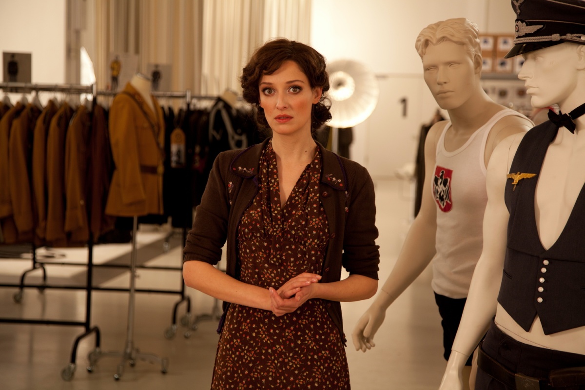 Влюбленная женщина (2011)