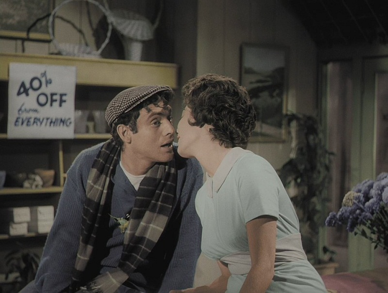 Магазинчик ужасов (1960)