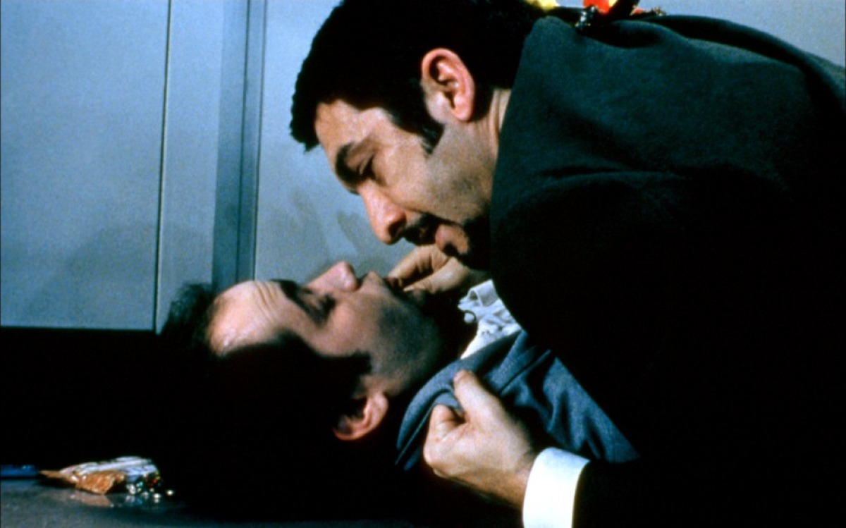 Кадры из Девять королев (2000)